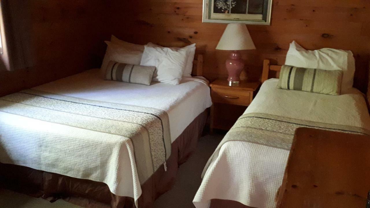 Hotel Clevelands House à Minett Extérieur photo